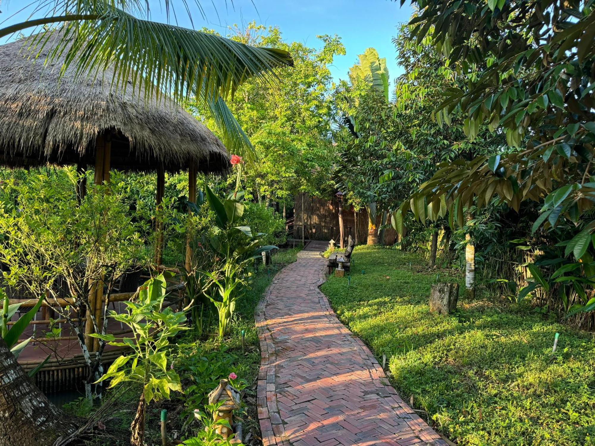 Bamboo Eco Village Can Tho Exterior photo