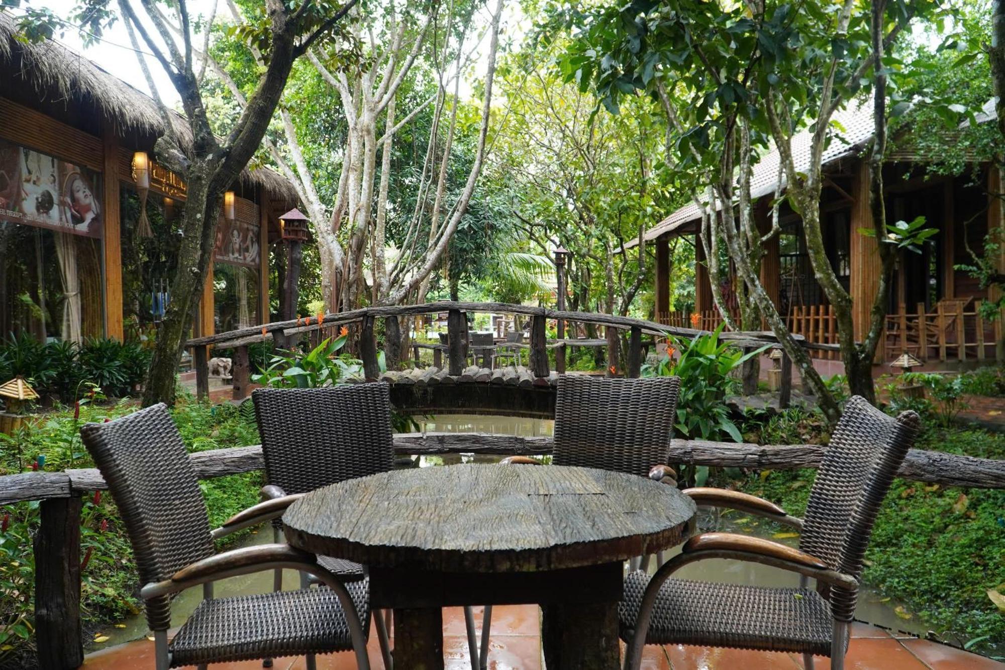 Bamboo Eco Village Can Tho Exterior photo