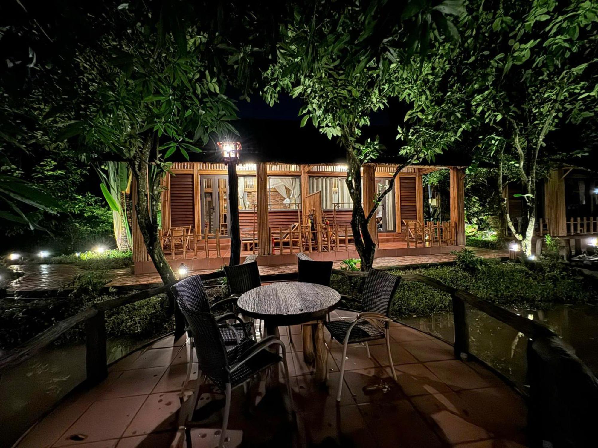 Bamboo Eco Village Can Tho Exterior photo
